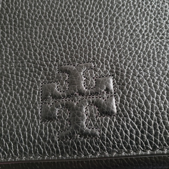 Cross body bag - Picture 2 of 6